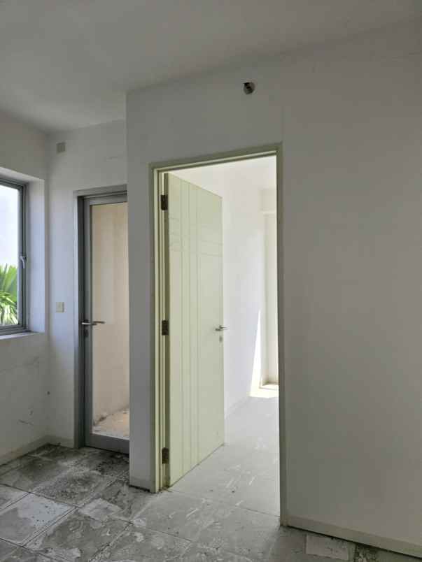 east coast tower amethys lantai 3 kosongan view danau