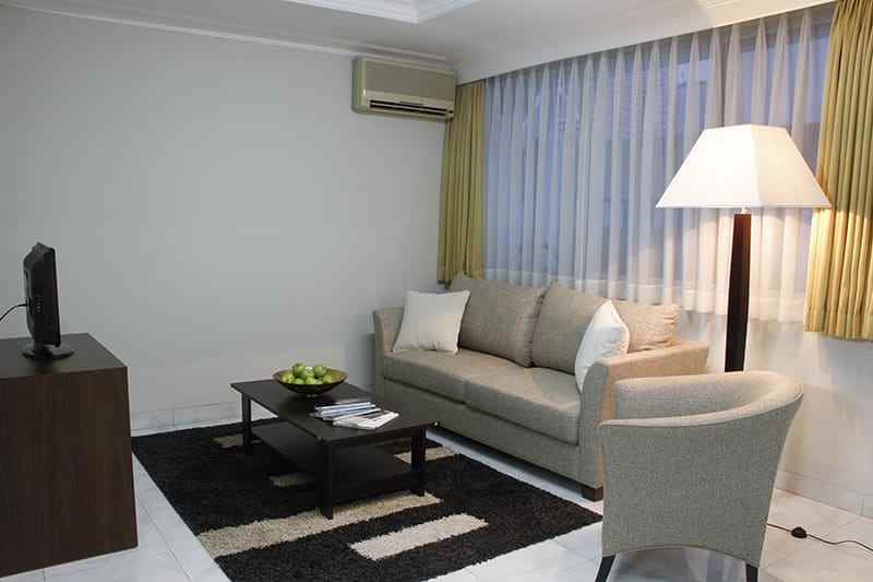 for rent house at hos cokroaminoto menteng