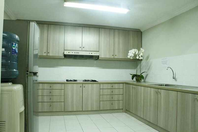 for rent house at hos cokroaminoto menteng