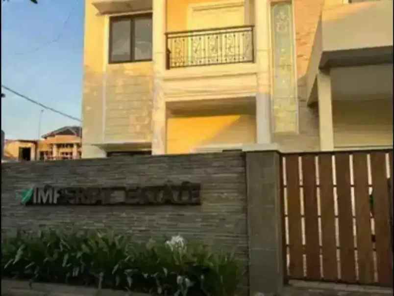 gas rumah 2 lantai baru pondok gede shm imb lengkap