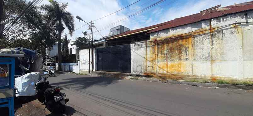 gudang siap pakai dekat pintu tol soroja kota bandung