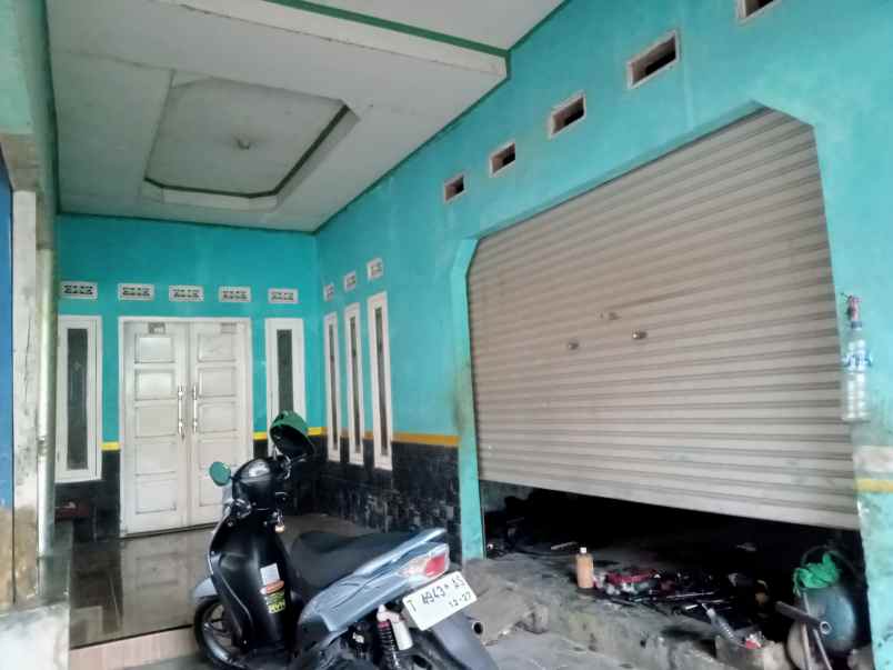 jual butuh rumah kampung di karawang