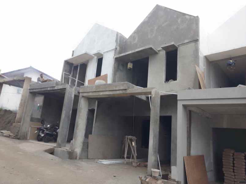 jual rumah 2 lantai termurah sejakarta timur