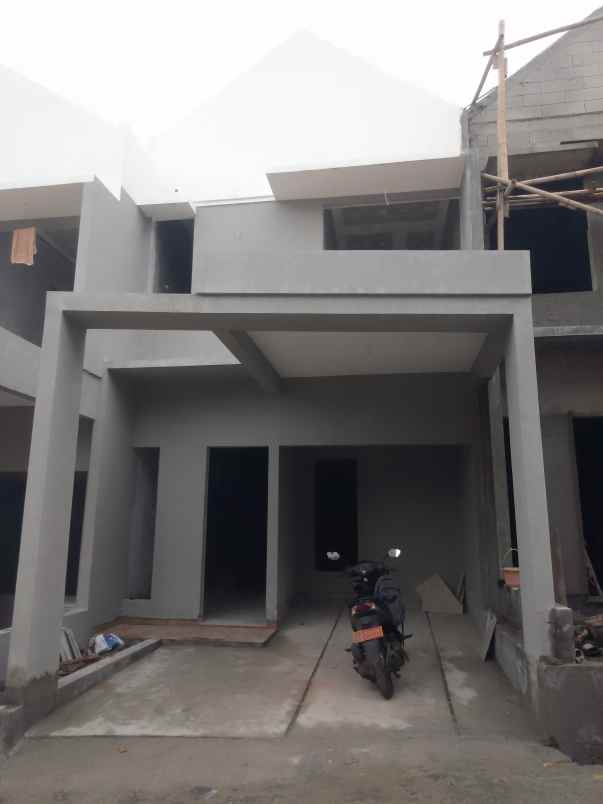 jual rumah 2 lantai termurah sejakarta timur