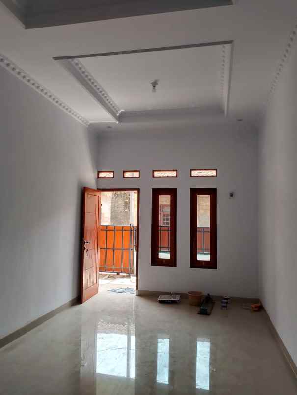 jual rumah baru harga cash tanah luas strategis