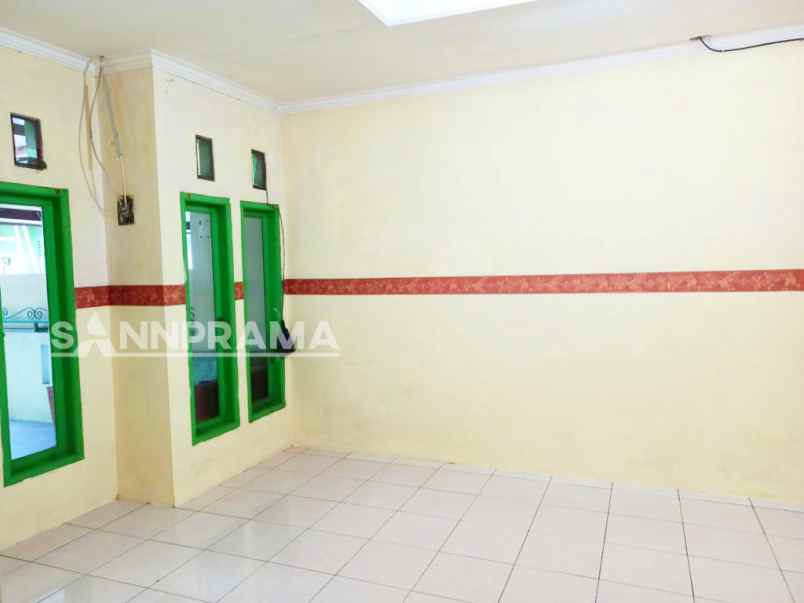 jual rumah second dalam perumahan