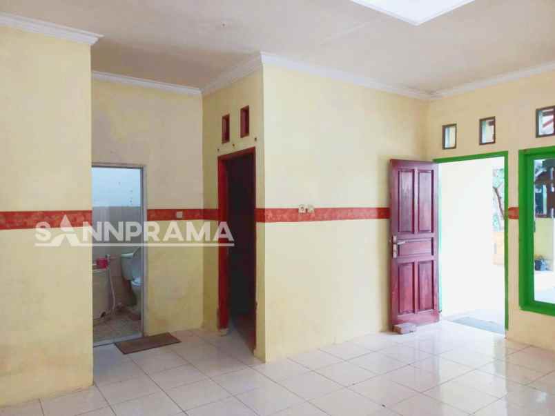 jual rumah second dalam perumahan