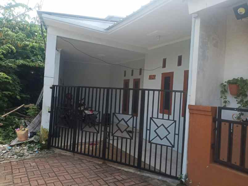 jual rumah second di cibinong