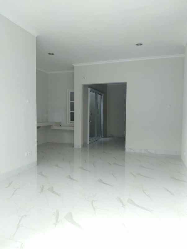 jual rumah siap huni kota wisata cibubur