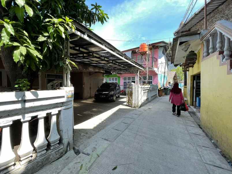 jual rumah utama dan rumah kost 16 kamar