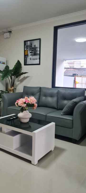 kost baru eksklusif nyaman strategis di cempaka putih