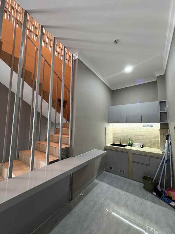 kost putra eksklusif jakarta selatan