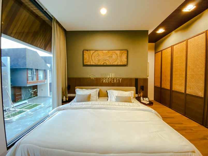 perumahan 2 lantai megah dan mewah di maguwoharjo