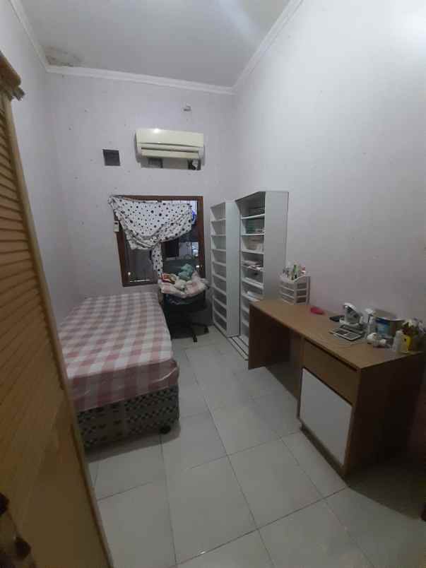 puri depok mas lokasi strategis bangeeeettt nego