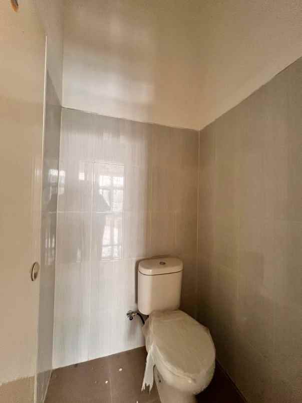 ruko gresss ploso baru row jalan 2 mobil