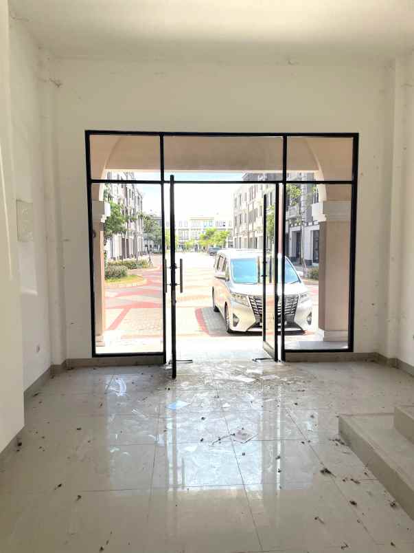 ruko osaka 3lantai 4 5x15 68m pik 2 pantai indah kapuk