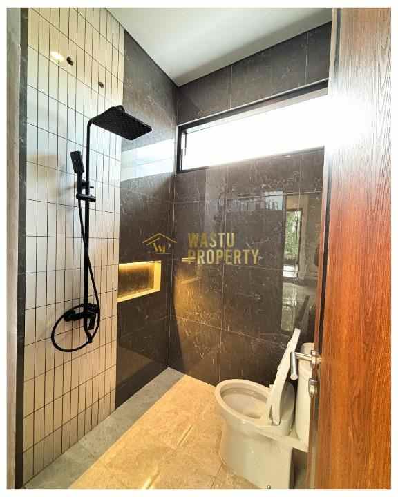 rumah 2 lantai dekat al azhar cairo di ngaglik sleman