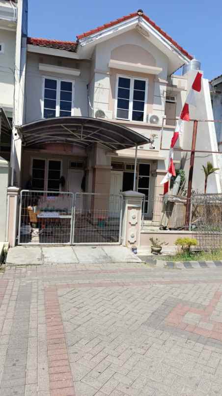 rumah 2 lantai dharmahusada mas