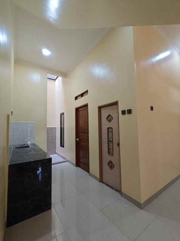 rumah 2 lantai minimalis di permata hijau permai