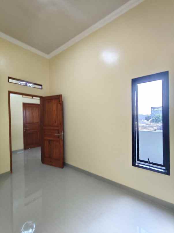 rumah 2 lantai minimalis di permata hijau permai