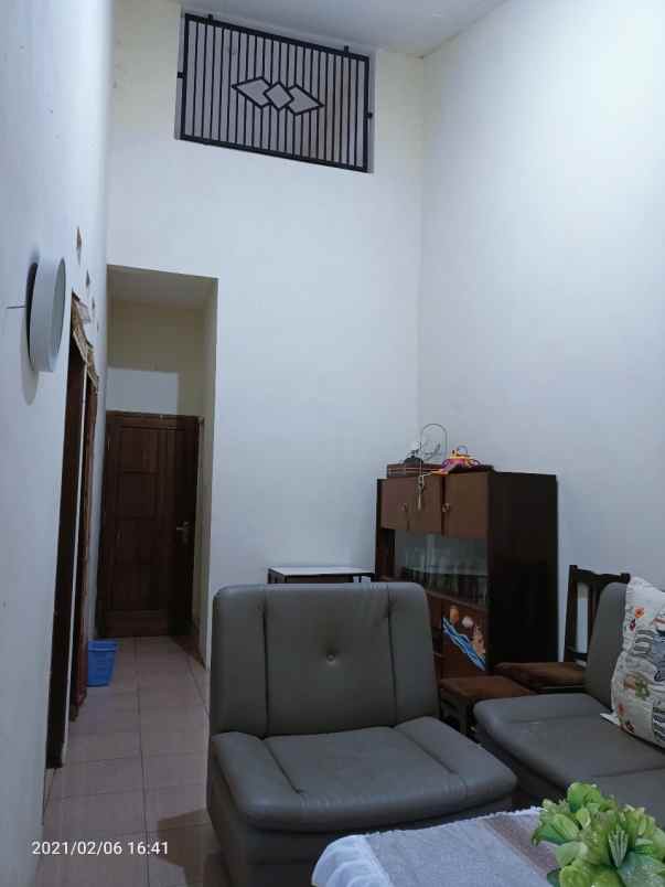 rumah ada gurniture bagus