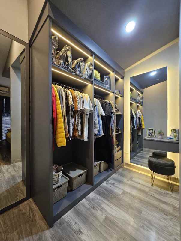 rumah arcamanik semi furnished dekat sport jabar