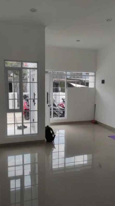 rumah baru 2 lantai di cisaranten bandung murah