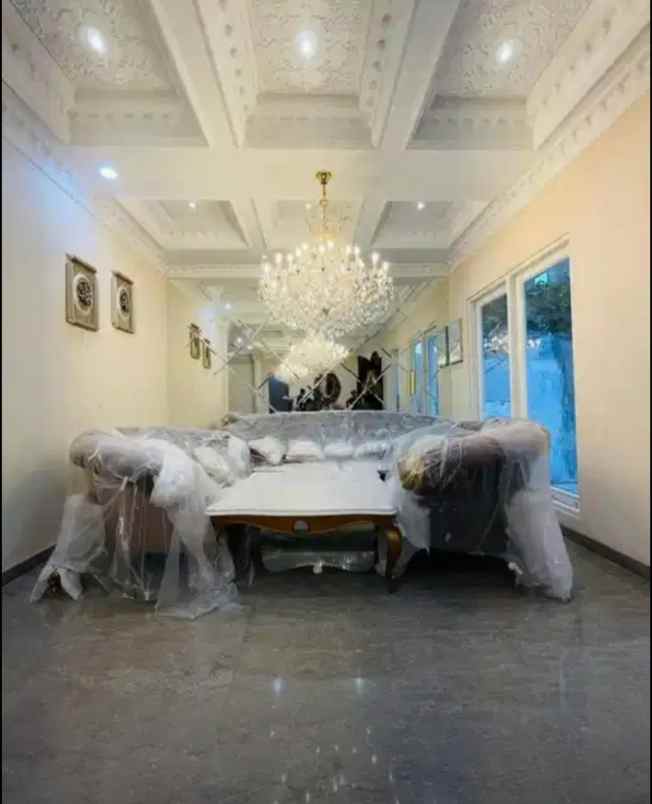 rumah baru siap huni di area kemang jakarta selatan