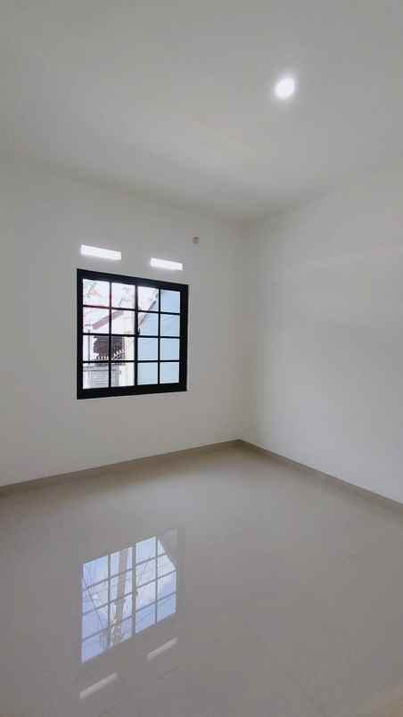 rumah baru siap huni di villa dago pamulang