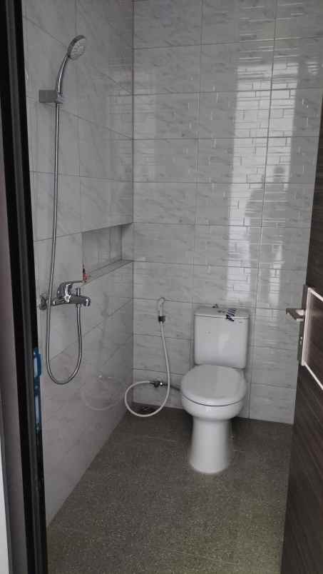 rumah baru strategis di antapani kota bandung