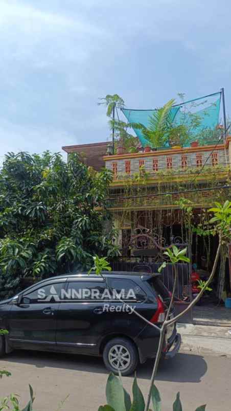rumah cantik 2 lantai di cluster kebalen bekasi imlin