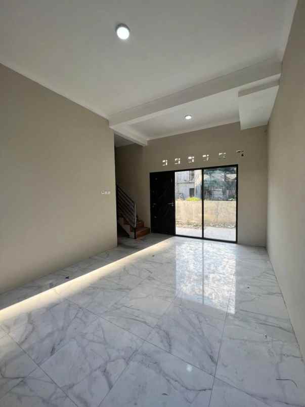 rumah cantik minimalis lokasi strategis