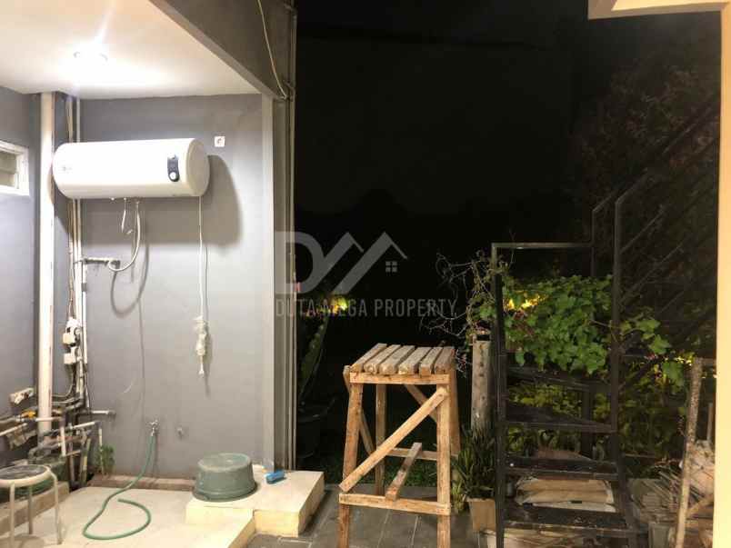 rumah cantik minimalis shm barat graha raya bintaro