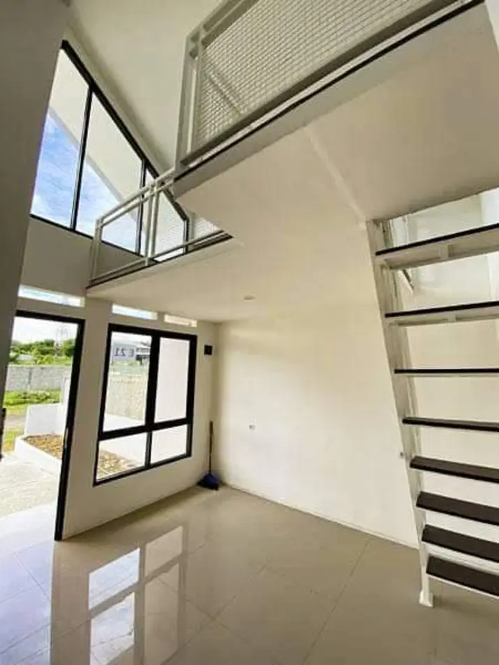 rumah cash model skandanavian konsep mezzanine