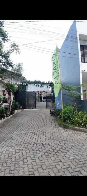 rumah ciracas jakarta timur siap huni