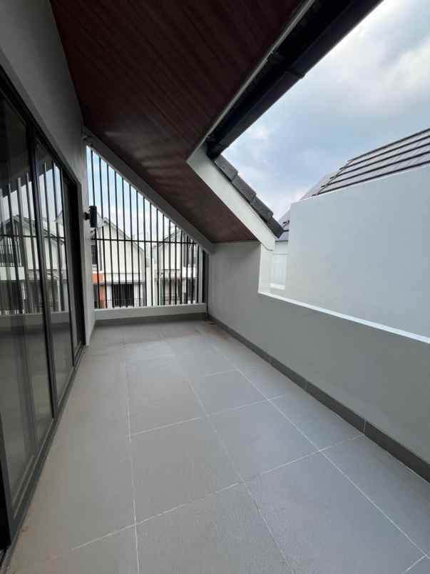 rumah di summarecon gading serpong