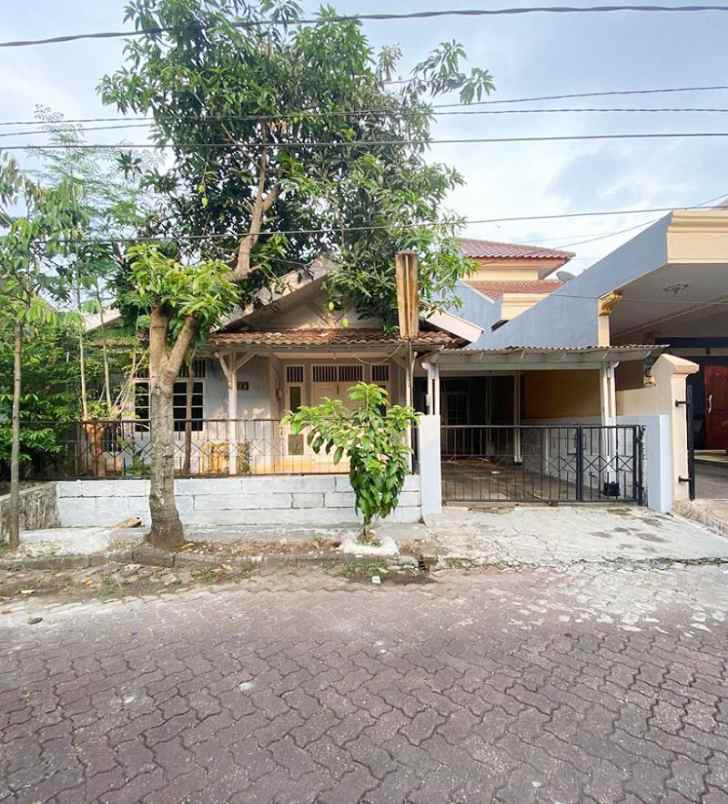 rumah disewakan di pondok aren dekat stan bintaro