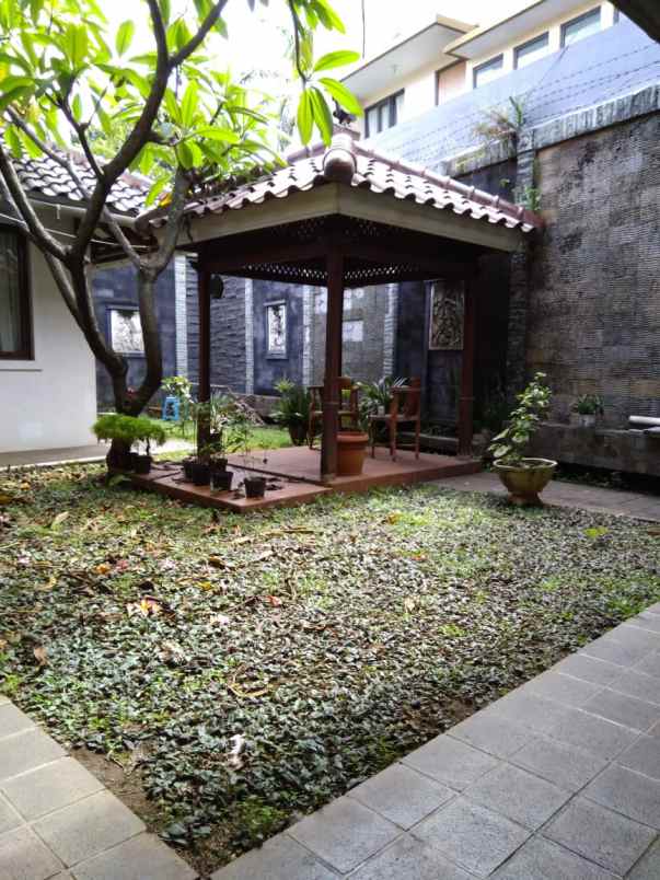 rumah elite bintaro jaya