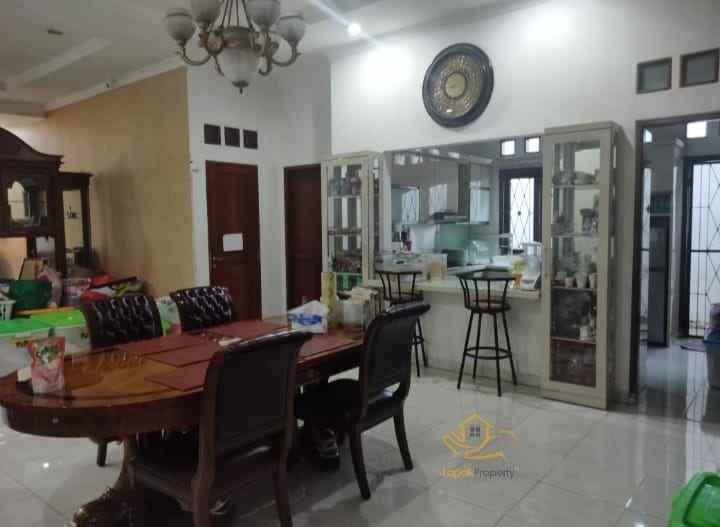 rumah hitung tanah kemang jakarta selatan