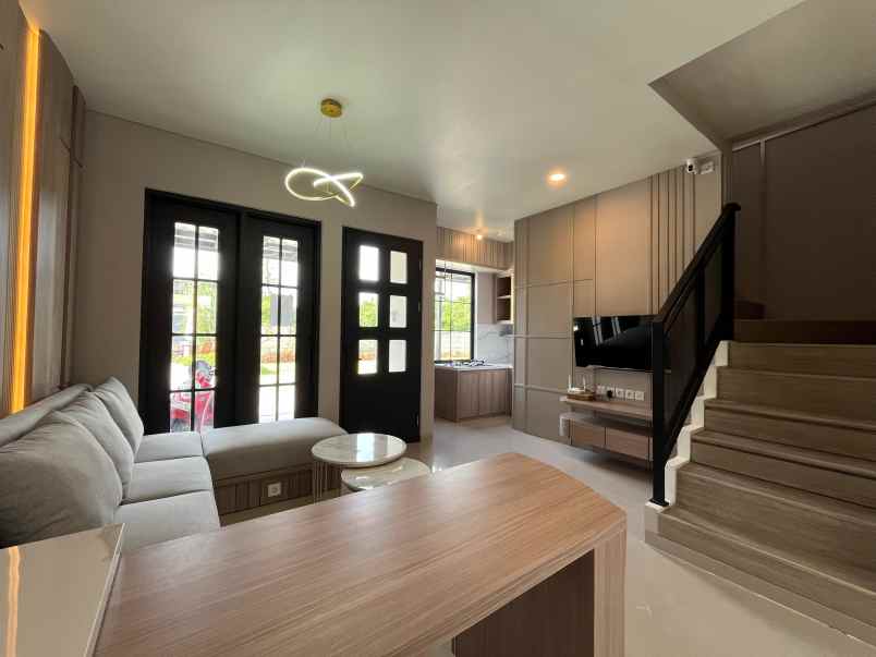 rumah hunian tinggal bawa koper