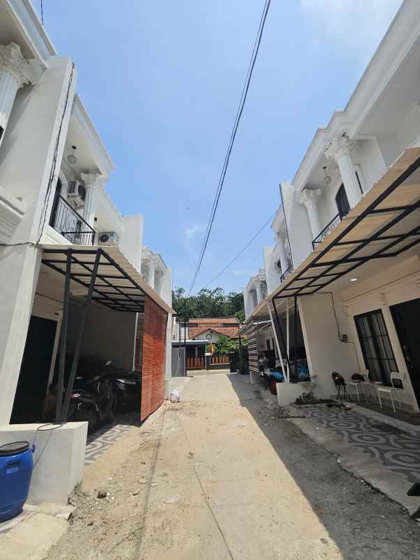 rumah jalan karet hijau 1