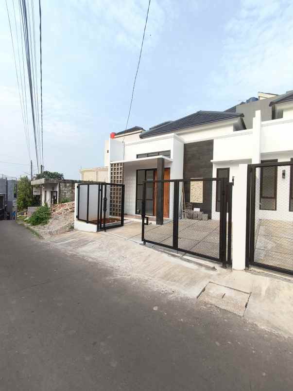 rumah jalan karet hijau 1