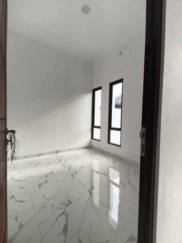 rumah jalan karet hijau 1