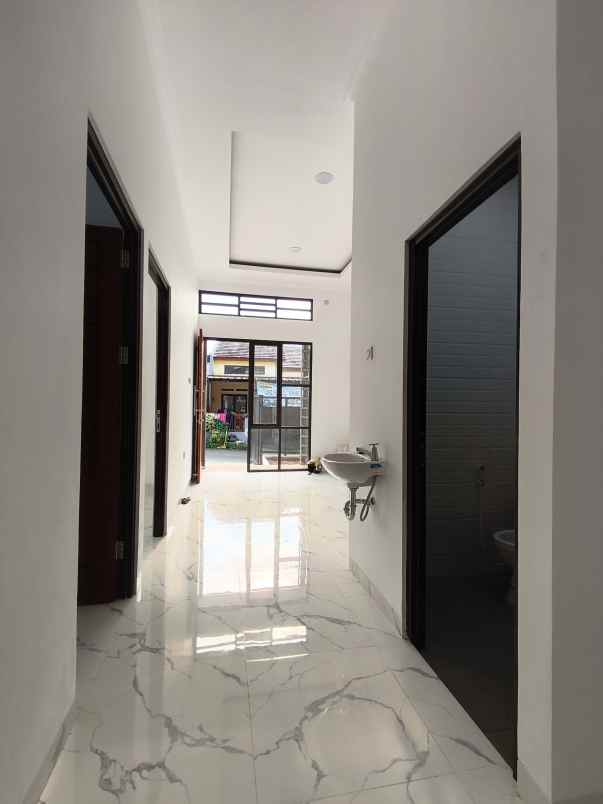 rumah jalan karet hijau 1