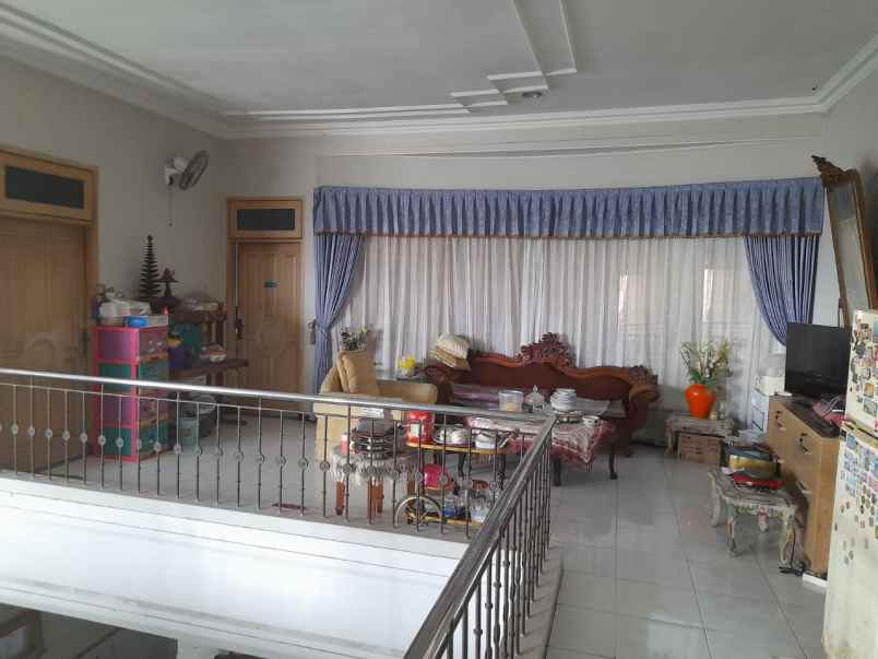 rumah jemursari selatan siap huni mewah