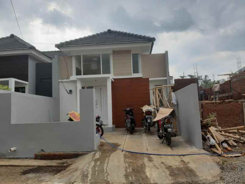 rumah jl joyo agung iii no 21