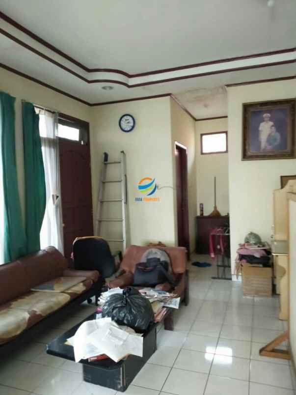 rumah jl mega cinere depok jawa