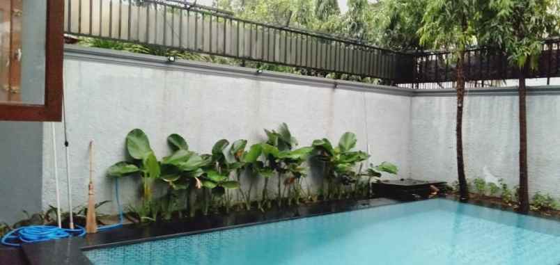 rumah kemang