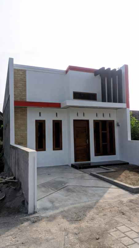 rumah keren dalam cluster di prambanan