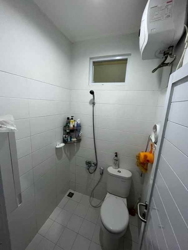 rumah keren di limo depok